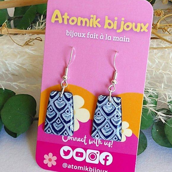 Handmade blue polymer clay earrings. Boucles d'oreilles fait à la main - Picture 1 of 7